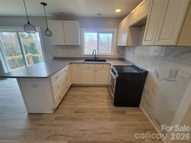 67 Fairlane Drive, Waynesville, NC 28786