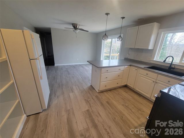 67 Fairlane Drive, Waynesville, NC 28786
