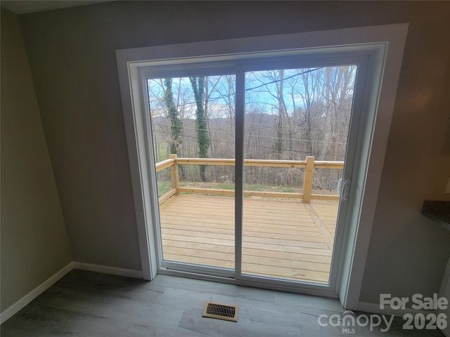 67 Fairlane Drive, Waynesville, NC 28786