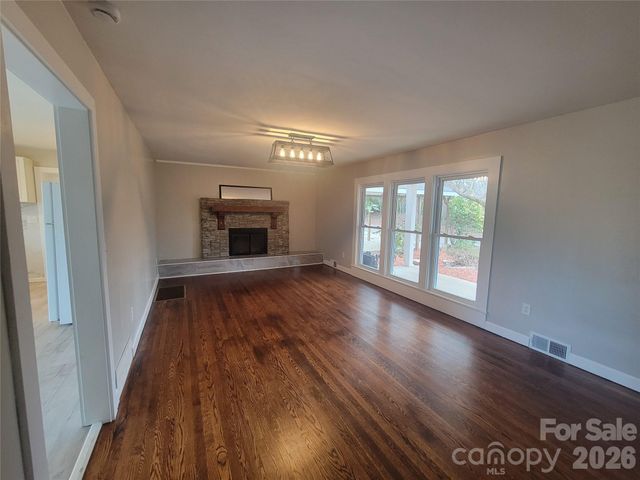 67 Fairlane Drive, Waynesville, NC 28786