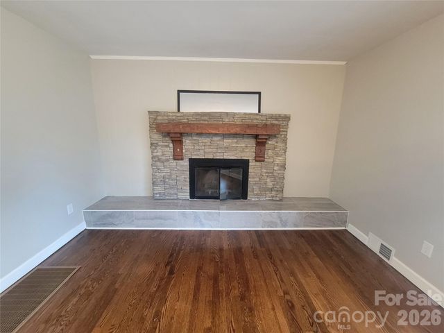 67 Fairlane Drive, Waynesville, NC 28786