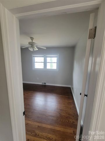 67 Fairlane Drive, Waynesville, NC 28786