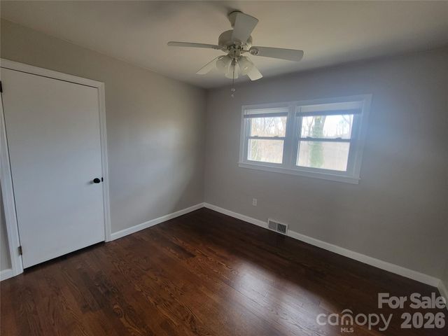 67 Fairlane Drive, Waynesville, NC 28786