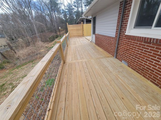 67 Fairlane Drive, Waynesville, NC 28786