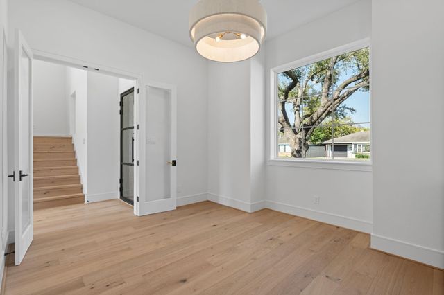 8021 Turquoise Lane, Houston, TX 77055