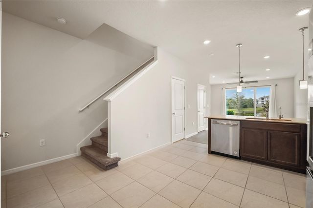 5489 ELMVIEW CROSSING, Wesley Chapel, FL 33545