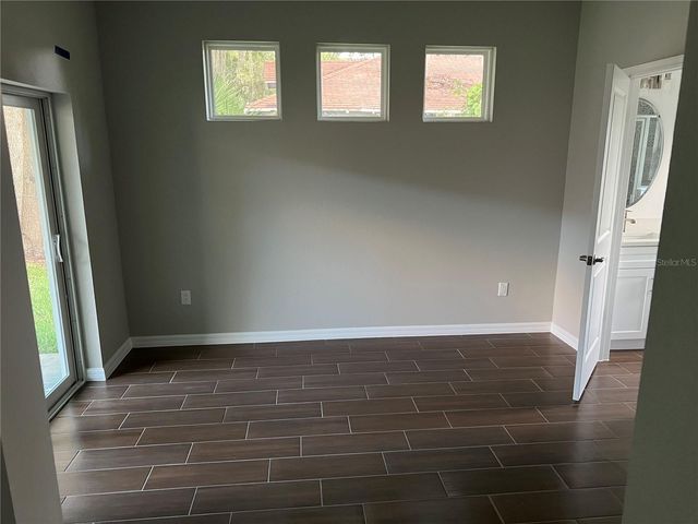 554 RONNOC LANE, New Smyrna Beach, FL 32168