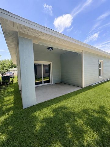 554 RONNOC LANE, New Smyrna Beach, FL 32168