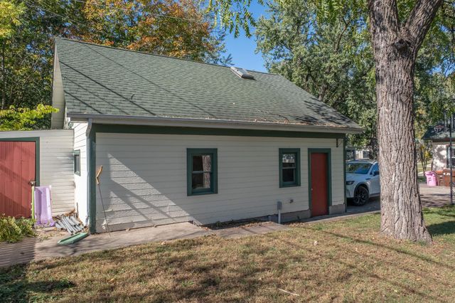 625 7th Street W, Hastings, MN 55033