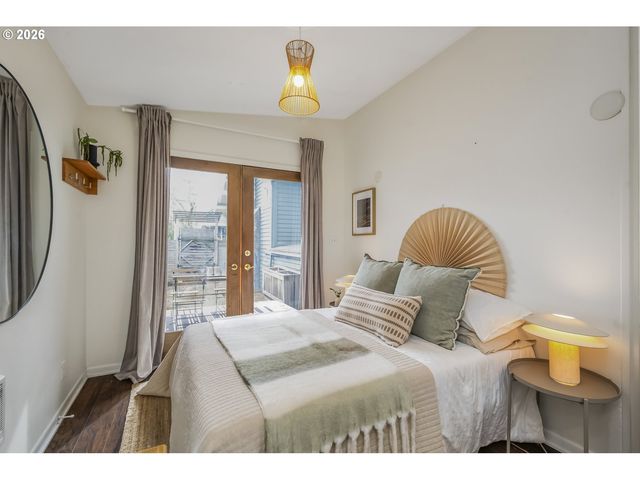 1235 Se REYNOLDS St, Portland, OR 97202