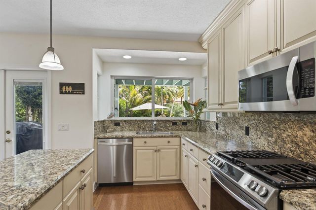 3663 SE Forecastle Court, Stuart, FL 34997