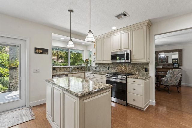 3663 SE Forecastle Court, Stuart, FL 34997