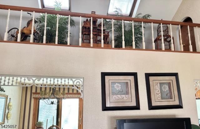 8 Loyola Ct, Hopatcong Boro, NJ 07843