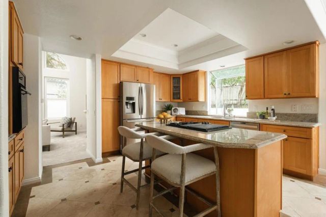 14014 Calle Cardenas, San Diego, CA 92130