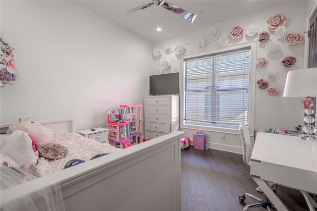 2711 W TRILBY AVENUE, Tampa, FL 33611