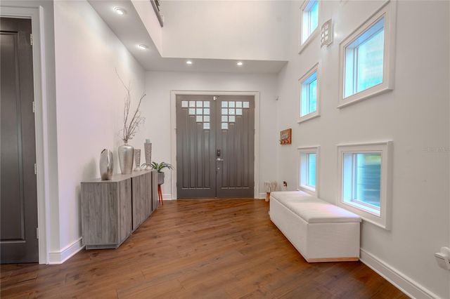2711 W TRILBY AVENUE, Tampa, FL 33611
