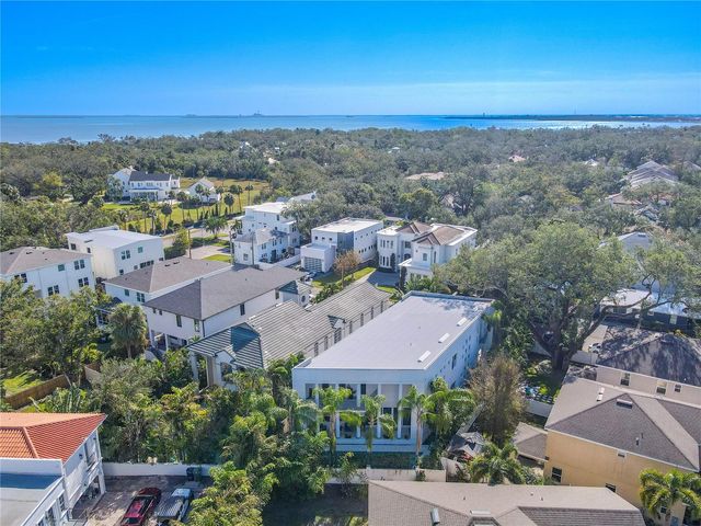 2711 W TRILBY AVENUE, Tampa, FL 33611