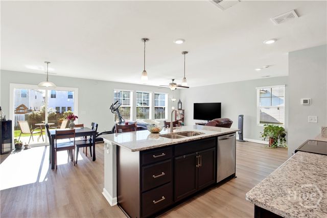 35 Stetson Drive, Savannah, GA 31419