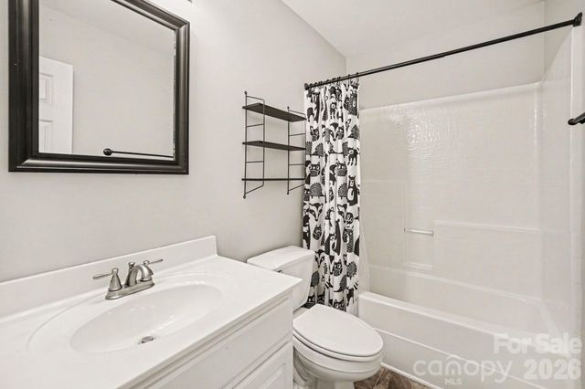 132 Brookhollow Drive, Mount Holly, NC 28120