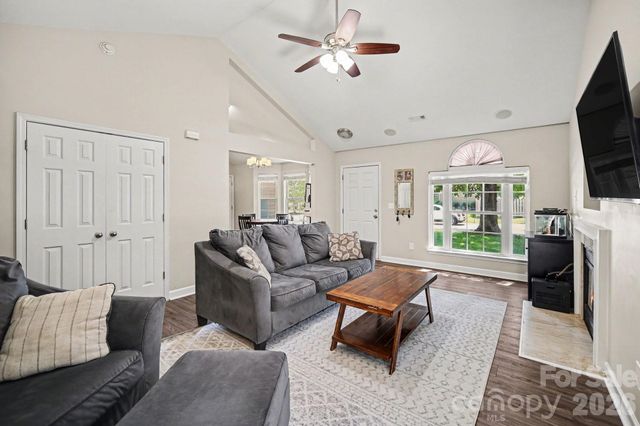 132 Brookhollow Drive, Mount Holly, NC 28120