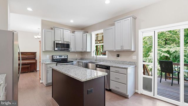 7728 PO RIVER DR, Spotsylvania, VA 22551