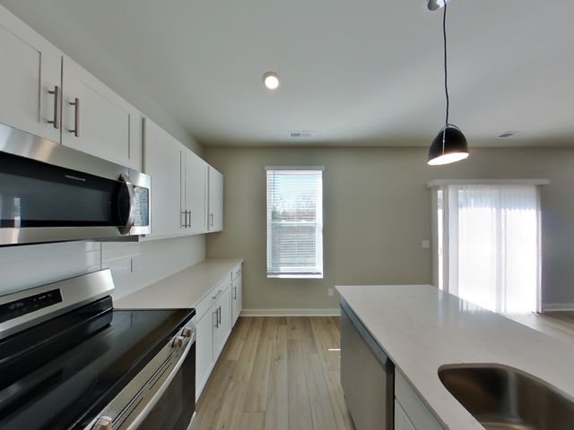 344 Park Glen Dr, Mount Juliet, TN 37122