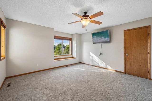 7638 Packard Avenue NE, Otsego, MN 55330