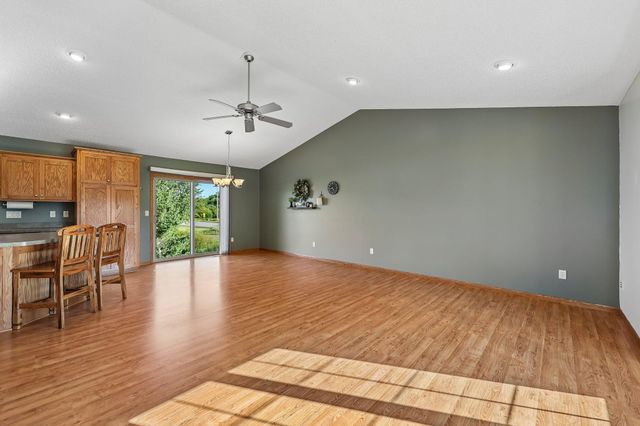 7638 Packard Avenue NE, Otsego, MN 55330