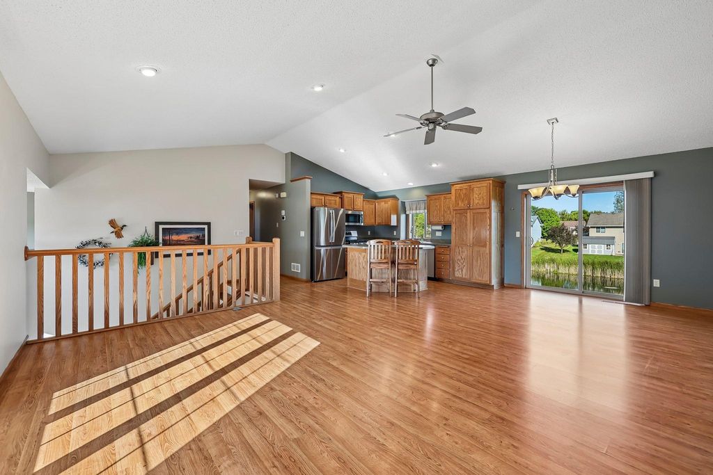 7638 Packard Avenue NE, Otsego, MN 55330 — photo 2