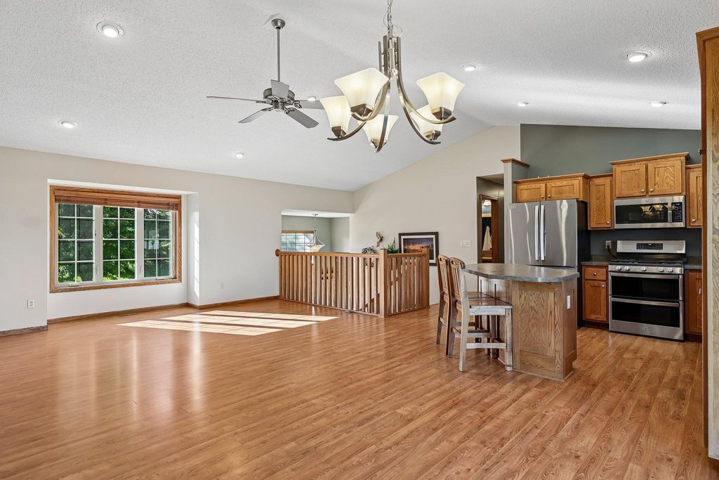 7638 Packard Avenue NE, Otsego, MN 55330 — photo 5