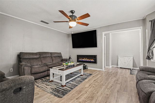 2382 N FM 1743 Road, Windom, TX 75492