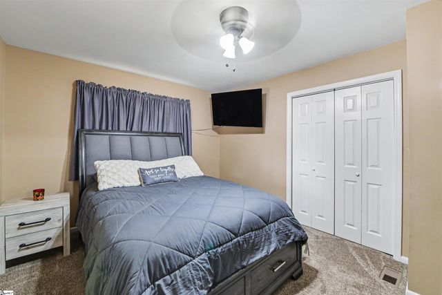 159 Oak Hill Drive, Piedmont, SC 29673