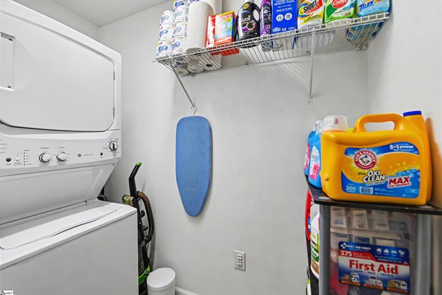 159 Oak Hill Drive, Piedmont, SC 29673
