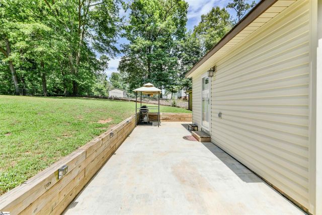 159 Oak Hill Drive, Piedmont, SC 29673