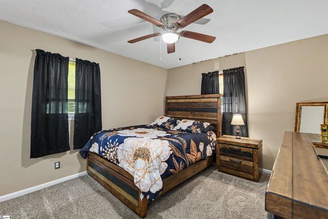 159 Oak Hill Drive, Piedmont, SC 29673