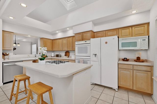12700 Sunset Ridge Place NE, Albuquerque, NM 87111