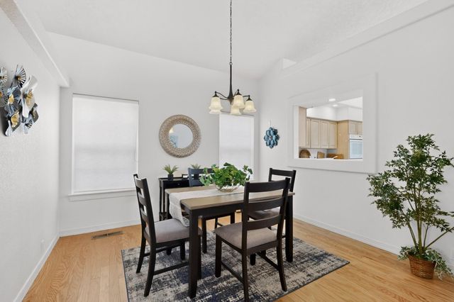 12700 Sunset Ridge Place NE, Albuquerque, NM 87111