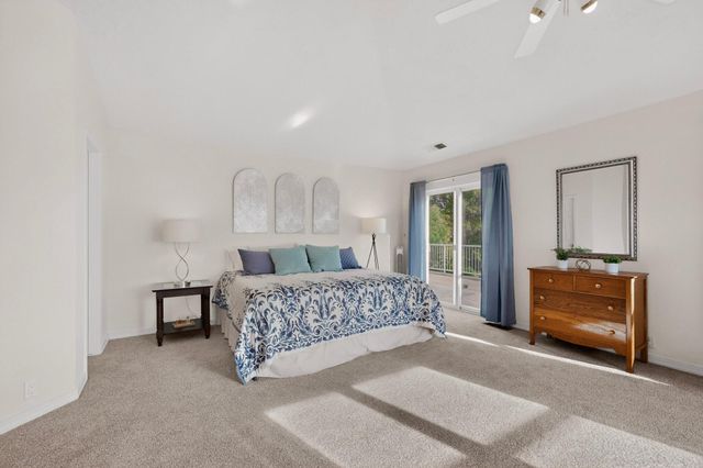 12700 Sunset Ridge Place NE, Albuquerque, NM 87111