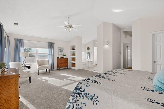 12700 Sunset Ridge Place NE, Albuquerque, NM 87111