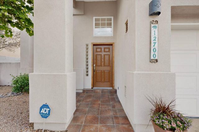 12700 Sunset Ridge Place NE, Albuquerque, NM 87111