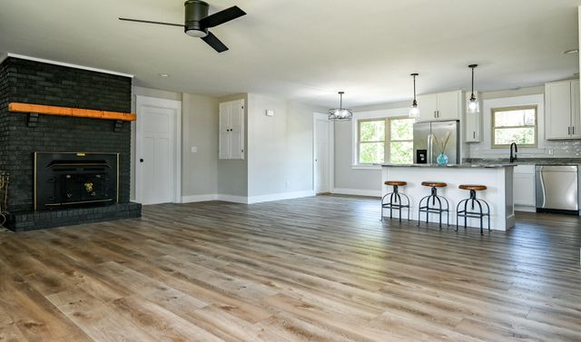 8024 B Highway 58, Harrison, TN 37341
