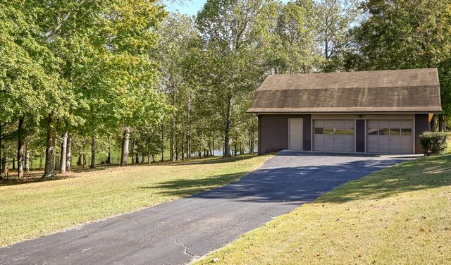 8024 B Highway 58, Harrison, TN 37341