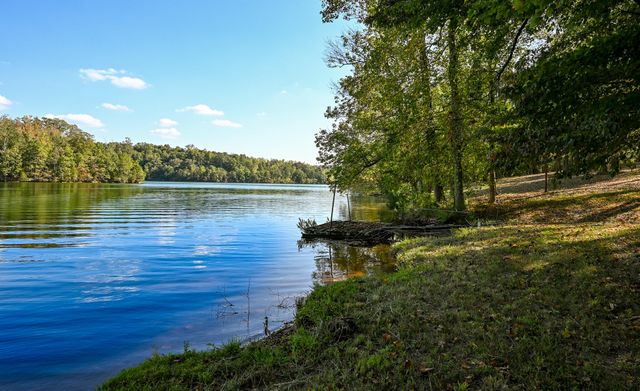 8024 B Highway 58, Harrison, TN 37341