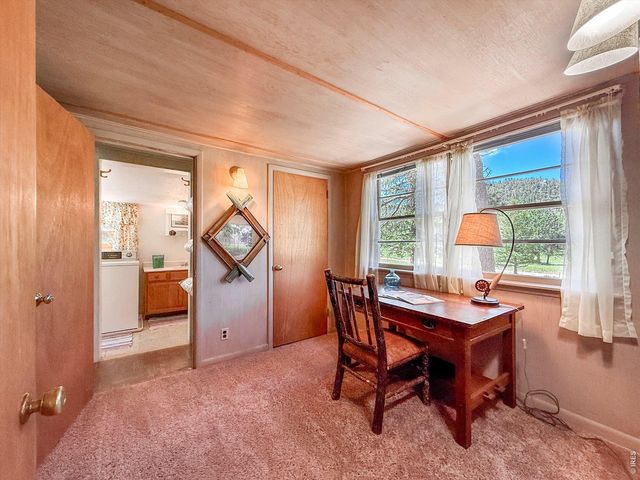 438 Aspen Dr, Lyons, CO 80540