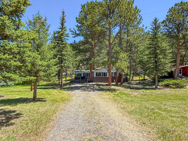 438 Aspen Dr, Lyons, CO 80540