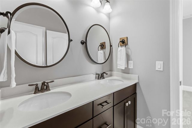 241 Monteray Oaks Circle, Fort Mill, SC 29715