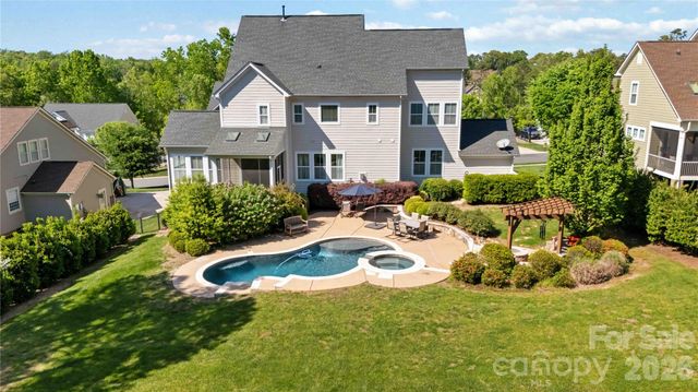 241 Monteray Oaks Circle, Fort Mill, SC 29715
