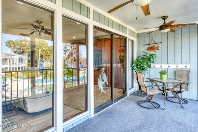 215 RIVER BEND Place C, Welaka, FL 32193