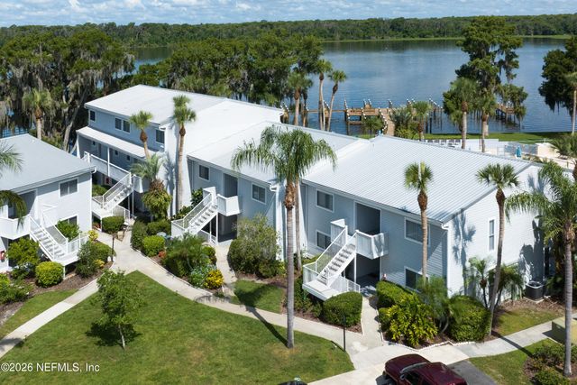 215 RIVER BEND Place C, Welaka, FL 32193