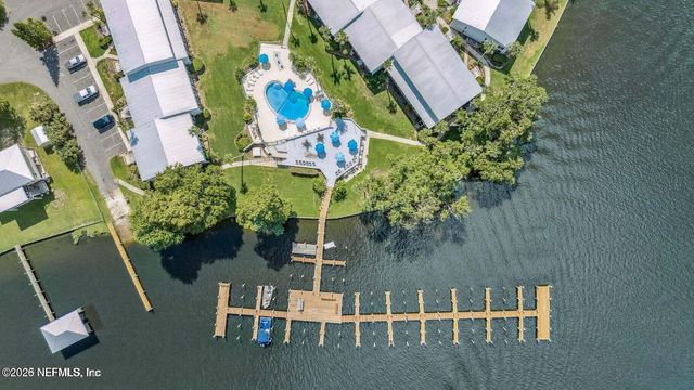 215 RIVER BEND Place C, Welaka, FL 32193